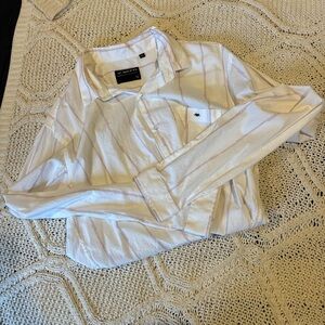 Van Heusen Men's White Casual Button Down Shirt